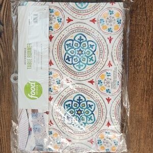 Food Network Indoor Outdoor Colorful Reversible 14" x 72" Table Runner NWT